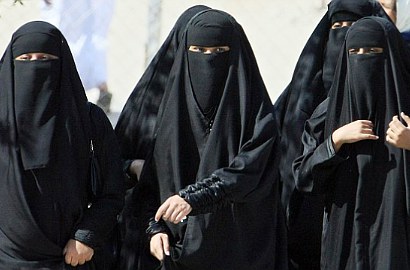 Wanita Datang Sendirian Dilarang Masuk Restoran di Arab Saudi