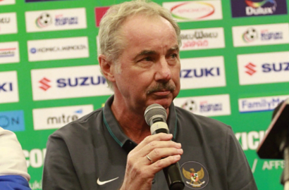 Alfred Riedl Minta Maaf Soal Kekalahan Indonesia di Piala AFF 2014