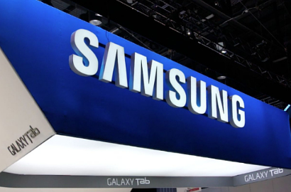 Ini Smartphone 5,5 Inci Pertama Samsung di Galaxy E Series