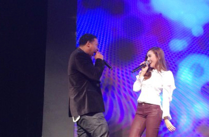 Jessica Nyanyi Perdana di Macau Usai Keluar dari SNSD