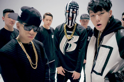 Bobby iKON, Dok2 dan Masta Wu Adu Rap di MV 'Come Here'