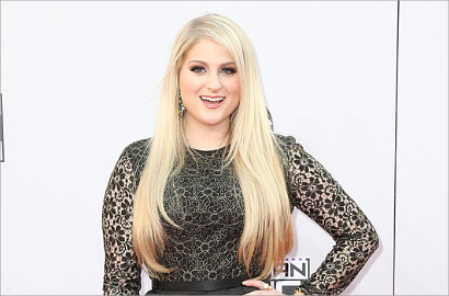 Merdunya Meghan Trainor Cover Lagu Justin Bieber 'Mistletoe'