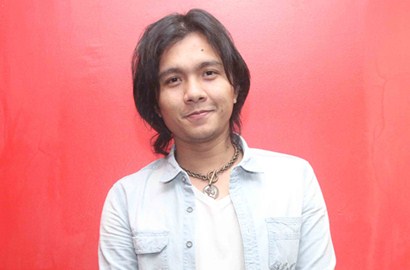 Sibuk Promo 'Terserah' Alex Rudiart Lupakan Video Klip?