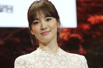 Cantiknya Song Hye Kyo Pakai Gaun Pengantin di 'The Crossing'