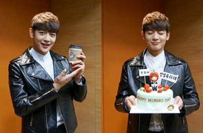 Fans Ramai-Ramai Rayakan Ulang Tahun Minho SHINee