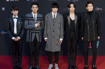 Winner Menang New Rising Award dari Majalah Fashion