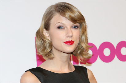 Aretha Franklin, Selena Gomez dan Fans Rayakan Ultah Taylor Swift
