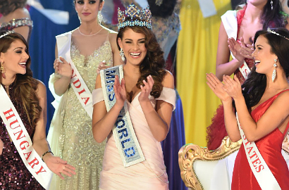Rolene Strauss dari Afrika Selatan Raih Mahkota Miss World 2014