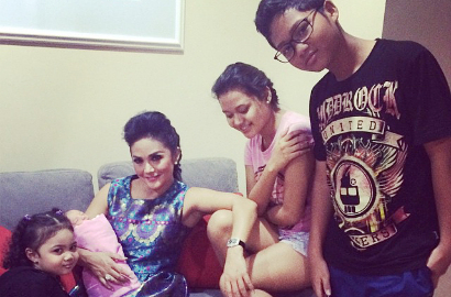 Lucunya Putri Kecil Krisdayanti Bareng Anak Pertama Ashanty