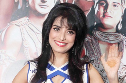 Indonesia Curi Shaheer Sheikh, Pooja Sharma Marah