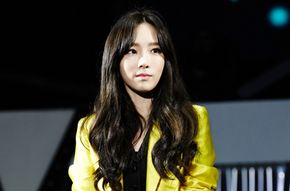 Merasa Lebih Gemuk, Tae Yeon SNSD Pamerkan Perut Polosnya