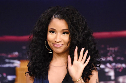 Jadi Model Roberto Cavalli, Nicki Minaj Tampil Anggun dan Elegan