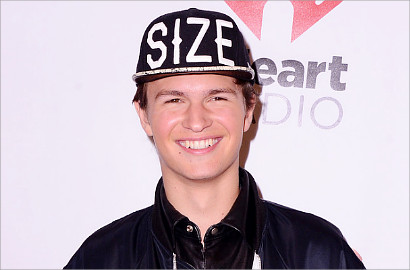Digosipkan Penyuka Sesama Jenis, Ini Jawaban Ansel Elgort