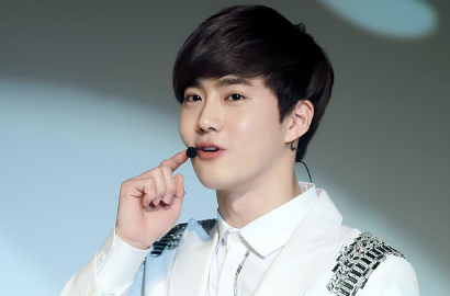 Fans Ingin Buat Boneka Salju Bareng Suho EXO