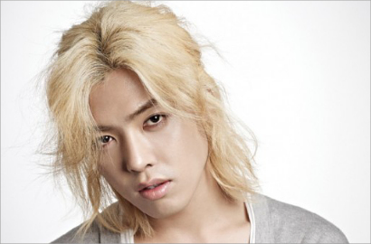 Kangnam M.I.B Tenyata Suka Film Porno Jepang