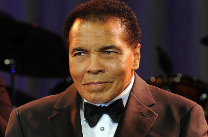Legenda Tinju, Muhammad Ali, Masuk Rumah Sakit