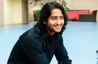 Ayu Ting Ting Absen di 'Pesbukers', Shaheer Sheikh Rayu Jessica Iskandar