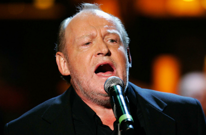 Joe Cocker, Rocker Asal Inggris Meninggal Dunia Karena Kanker Paru