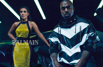 Kim Kardashian dan Kanye West Tampil Bareng di Sexy Balmain