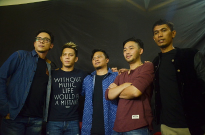 Dalami Agama Bareng Reza, Apa Lukman Juga Akan Keluar dari NOAH?