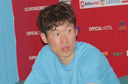 Park Ji-Sung Akan Perkuat Bali United Pusam?