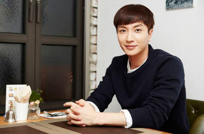 Leeteuk SuJu Menangis dan Ingin 2014 Hilang Dari Ingatannya