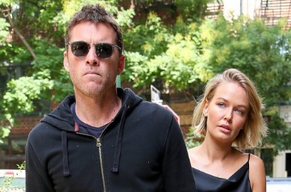 Pakai Nama Belakang Worthington, Lara Bingle Telah Dinikahi Sam?