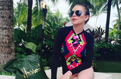 Liburan Natal di Perancis, Lindsay Lohan Kena Chikunguya