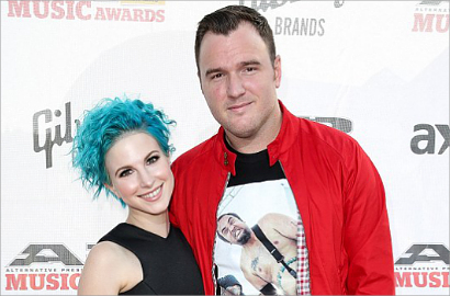 Hayley Williams Paramore dan Chad Gilbert Resmi Tunangan