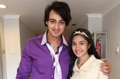 Mikha Tambayong dan Saurabh Raj Jain Mesra di Poster 'Check in Bangkok'