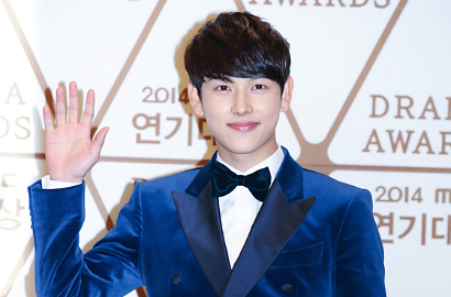 Siwan ZE:A Dapat Tawaran 50 Skenario Usai Bintangi 'Misaeng'