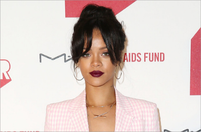 Lagu 'World Peace' Rihanna Bocor Sebelum Resmi Diluncurkan