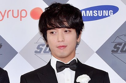 Jung Yong Hwa CN Blue Siap Buka-Bukaan di Reality Show 'Hologram'