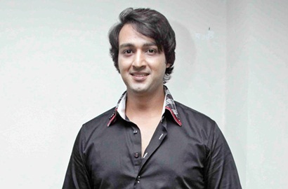 Fans Ramai-Ramai Ucapkan Selamat Ultah Buat Ibu Saurabh Raj Jain