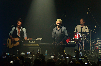 MLTR Sukses Nostalgia Bareng Penonton di Konser Jakarta