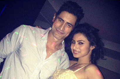Mohit Raina dan Mouni Roy 'Mahadewa' Kepergok Kencan di Bioskop
