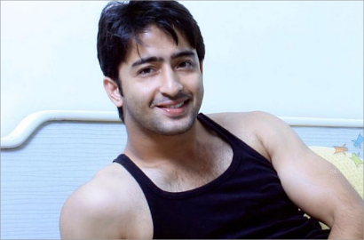 Shaheer Adu Akting dengan Kirana Larasati di 'Azan Tak Pernah Ingkar Janji'