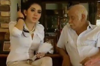 Syahrini Mengenang Mendiang Bob Sadino dan Kata-Kata Spesialnya