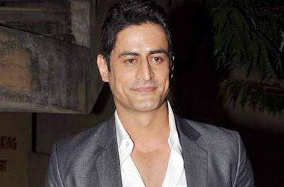 Mohit Raina 'Mahadewa': Aku Akan Bicara Soal Cinta Kalau Waktunya Tepat