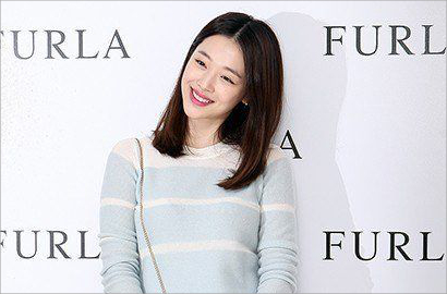 Netter Curigai Titik-Titik Lebam di Seluruh Kaki Sulli f(x)
