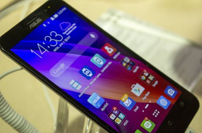 Asus Siapkan ZenFone 2 Versi Layar Lebih Kecil?