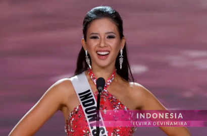 Gladi Resik Miss Universe, Elvira Devinamira Pakai Busana Milik Kim Kardashian