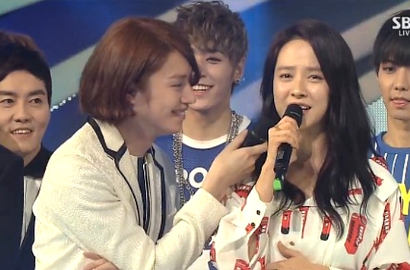 Jadi MC Spesial, Song Ji Hyo Salah Sebut Nama 'Inkigayo'