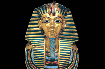Jenggot Copot, Topeng Bersejarah Raja Tutankhamun Belepotan Lem