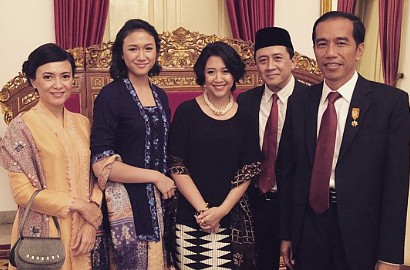Ayah Sherina Dilantik Presiden Jokowi Jadi Kepala Badan Ekonomi Kreatif