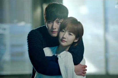 Ji Chang Wook dan Park Min Young Jadi Pasangan Kekasih di Eps 15 'Healer'