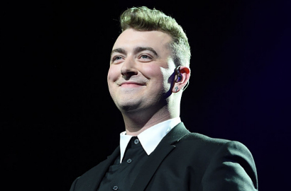 Pembawa Acara Radio Sebut Sam Smith Banci dan Jelek