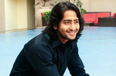 Serius Syuting 'Azan Tak Pernah Ingkar Janji', Shaheer Digoda Sedang Ijab Kabul
