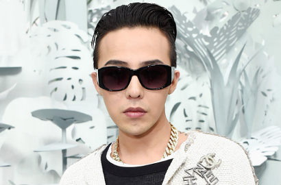 Wow, Gigi G-Dragon Ternyata 'Ompong' di Bagian Depan