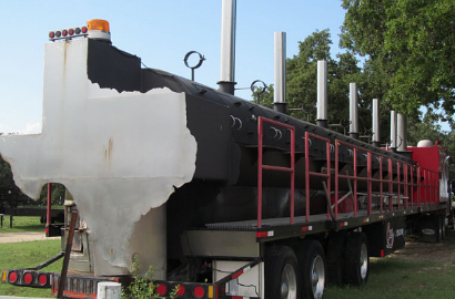 Alat Barbeque Raksasa di Texas Bisa Panggang 40 Ton Daging